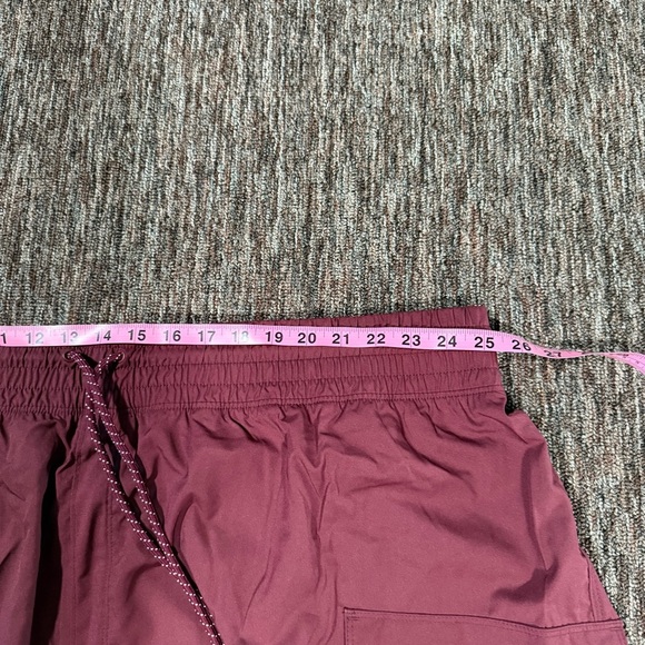 NWOT Plus Size Old Navy Maroon Athletic Shorts size 4X - Picture 5 of 7